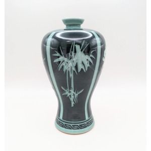 Vintage stamped Korean celadon dark green crackle flower vase four seasons